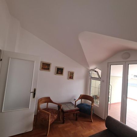 Nerina Apartment Petrovac Exteriör bild
