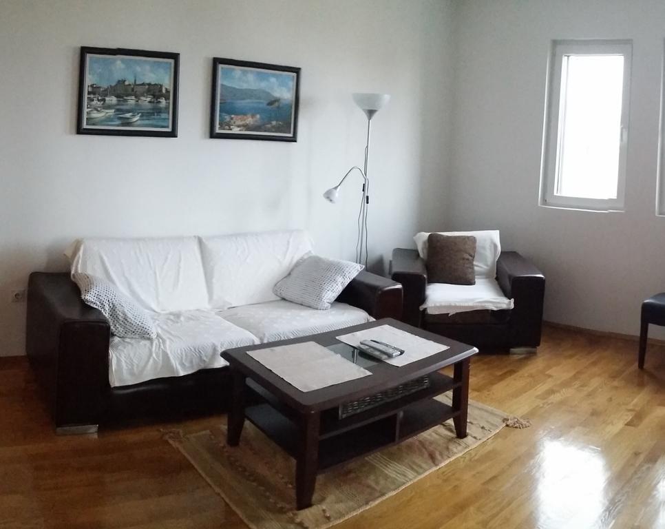 Nerina Apartment Petrovac Rum bild